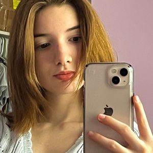 Meet your Posher, Charlotte